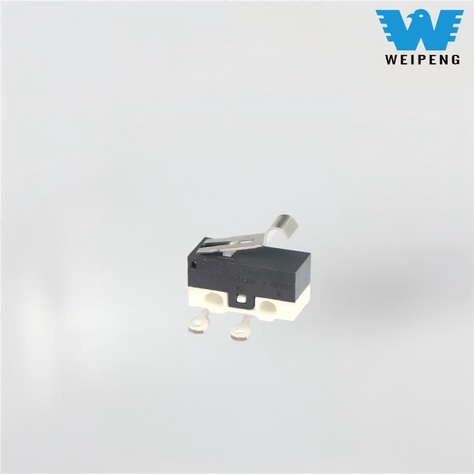 125V 3A Ултракомпактен микропревключвател за нулиране с три извода