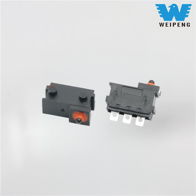 Микропревключвател за заключване на вратите на автомобила и капака